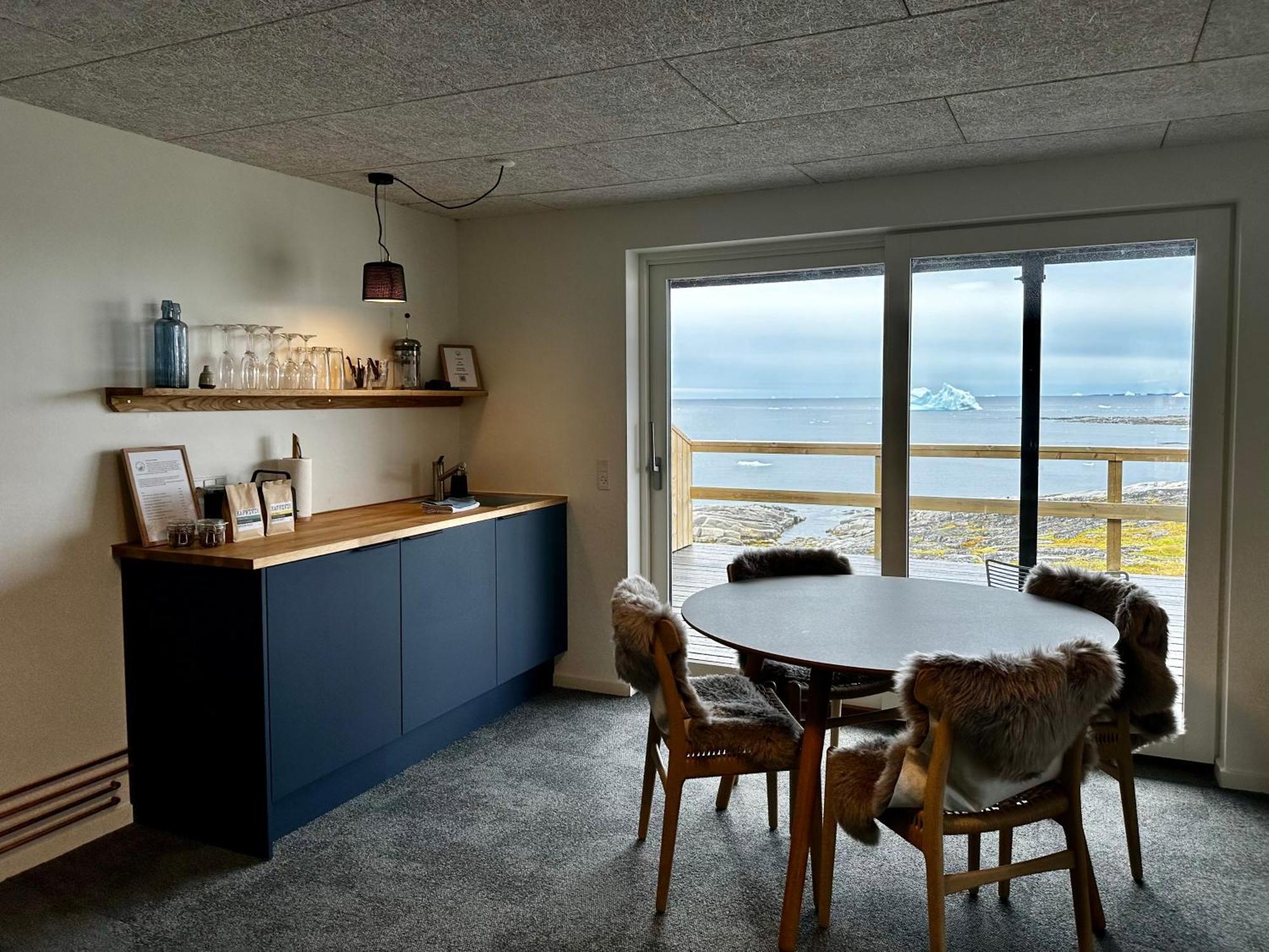 Qeqertarsuaq Hotel Disko Island מראה חיצוני תמונה